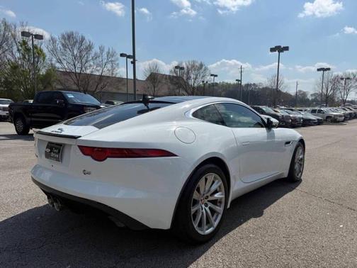 White 2015 Jaguar F-TYPE Base 2dr Coupe