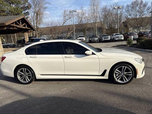 2016 BMW 750 i xDrive