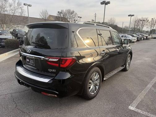 2018 INFINITI QX80 Base
