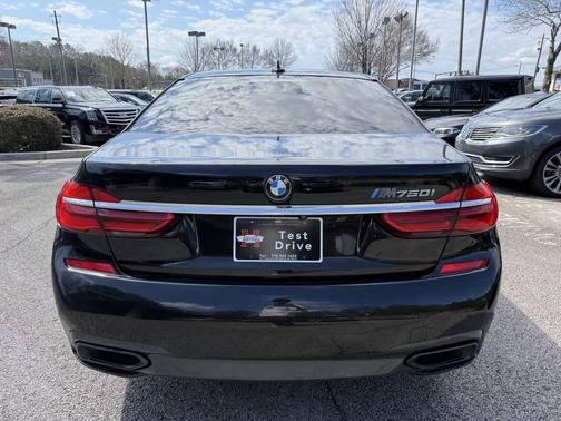 2017 BMW 750 I