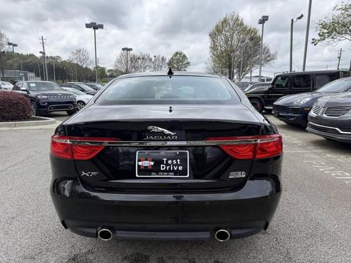 Black 2018 Jaguar XF 35t Premium