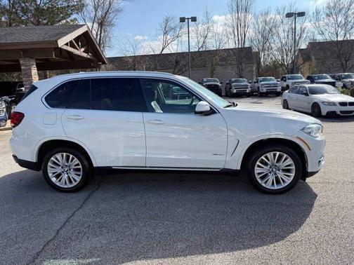 White 2016 BMW X5 xDrive50i
