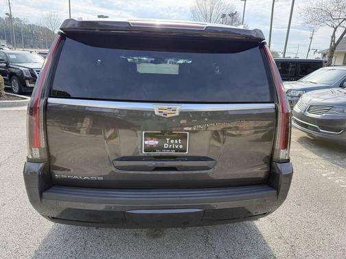 2018 Cadillac Escalade Platinum