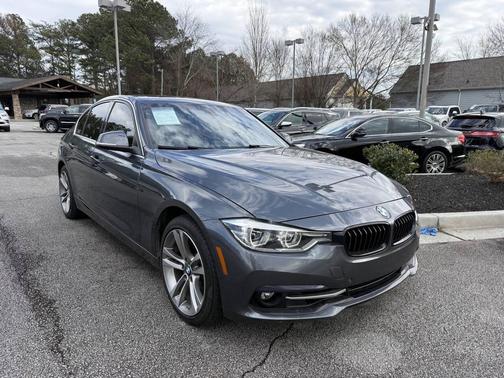 2017 BMW 330 330i 4dr Sedan