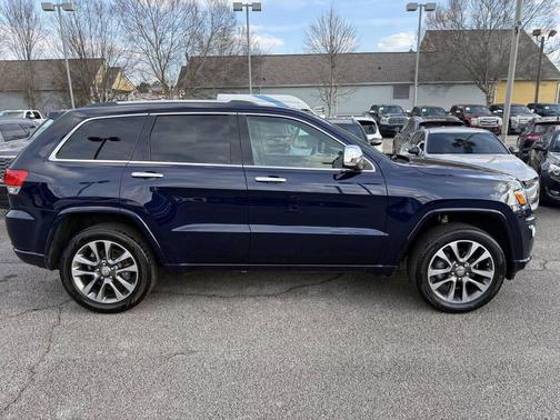 True Blue Pearlcoat 2017 Jeep Grand Cherokee Overland