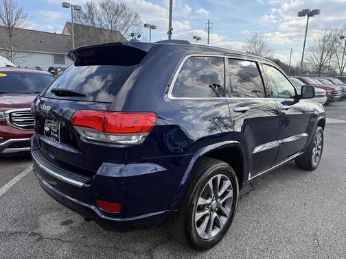 True Blue Pearlcoat 2017 Jeep Grand Cherokee Overland