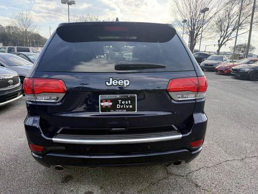 True Blue Pearlcoat 2017 Jeep Grand Cherokee Overland