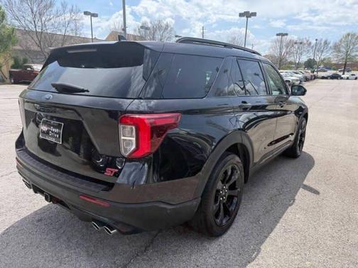 Black 2020 Ford Explorer ST