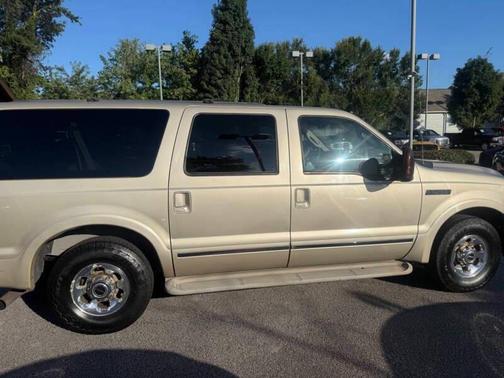2005 Ford Excursion Limited