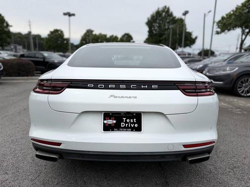 White 2017 Porsche Panamera 4