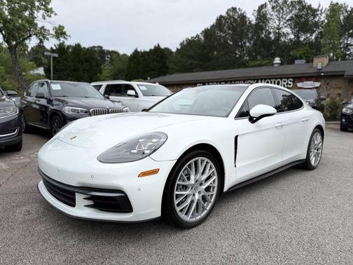 White 2017 Porsche Panamera 4
