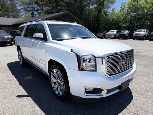 White 2015 GMC Yukon XL 1500 Denali