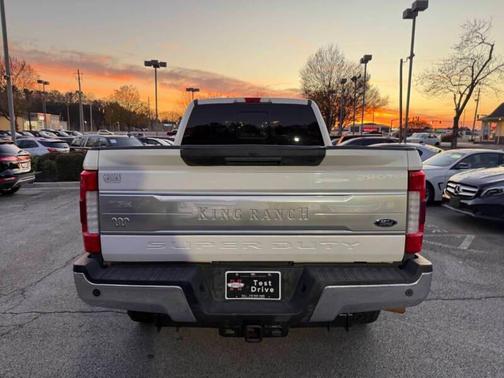 White 2018 Ford F-250 King Ranch