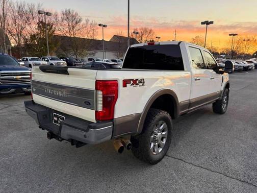 White 2018 Ford F-250 King Ranch