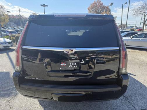2016 Cadillac Escalade ESV Standard