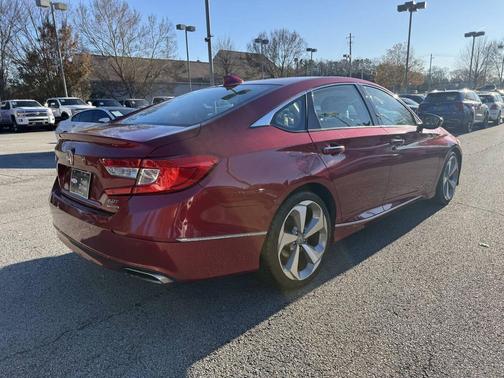 2019 Honda Accord Touring 2.0T