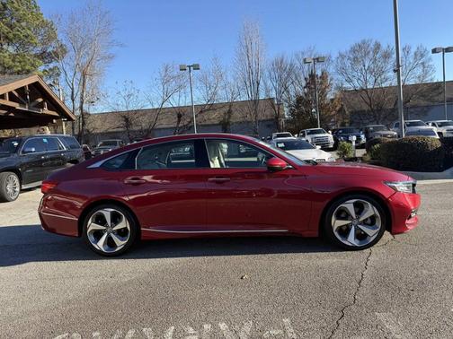 2019 Honda Accord Touring 2.0T