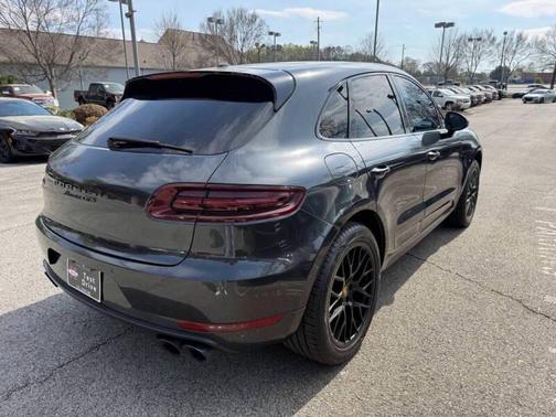 Rhodium Silver Metallic 2017 Porsche Macan Macan GTS