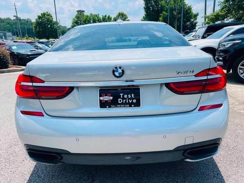 2017 BMW 740 740i 4dr Sedan