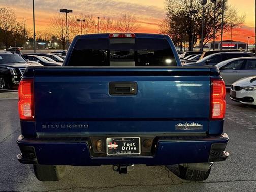 2017 Chevrolet Silverado 1500 High Country