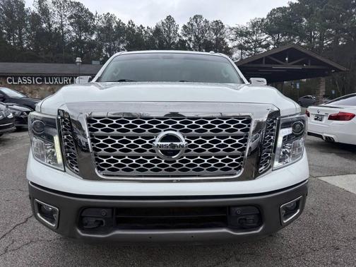 2017 Nissan Titan Platinum Reserve
