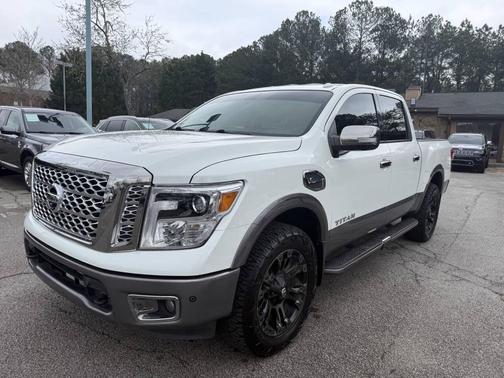 2017 Nissan Titan Platinum Reserve