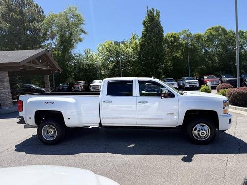 Summit White 2016 Chevrolet Silverado 3500 High Country
