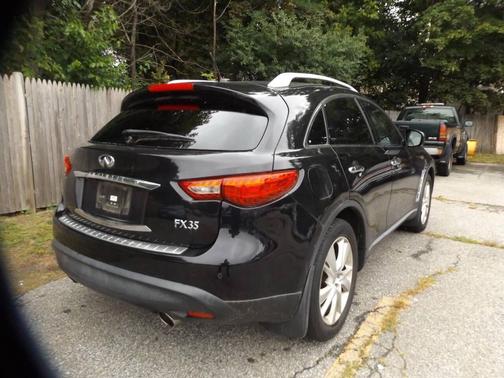 2012 INFINITI FX35 Base