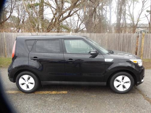 Shadow Black 2016 Kia Soul EV Base