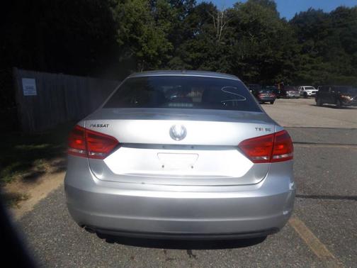 2014 Volkswagen Passat