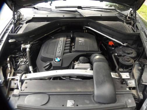 Gray 2013 BMW X5 xDrive35i