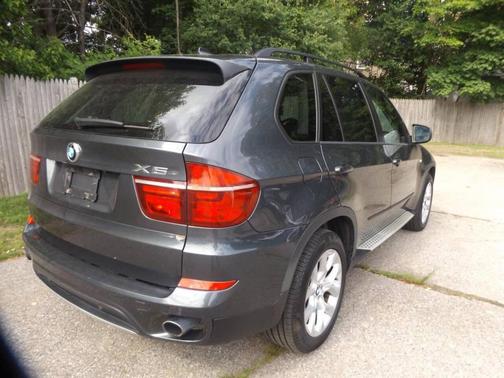 Gray 2013 BMW X5 xDrive35i
