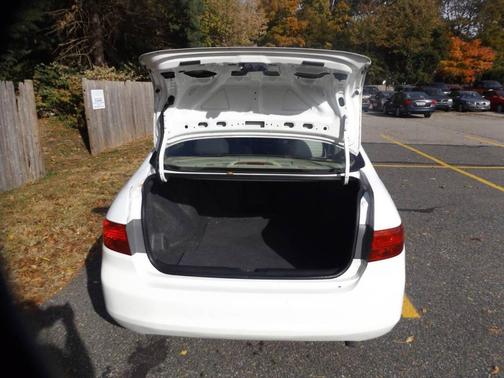 Taffeta White 2005 Honda Accord 2.4 LX