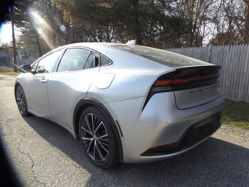 2023 Toyota Prius XLE