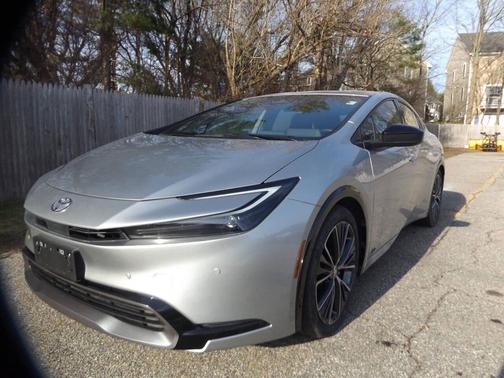 2023 Toyota Prius XLE