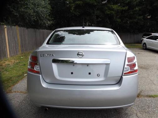 Brilliant Silver 2010 Nissan Sentra 2.0