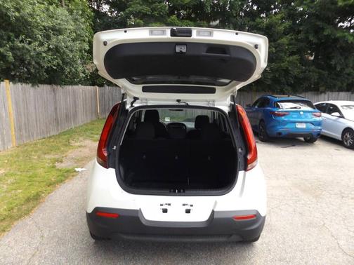 Snow White Pearl 2021 Kia Soul S