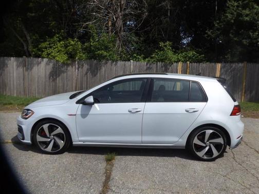 Pure White 2018 Volkswagen Golf GTI 2.0T S 4-Door