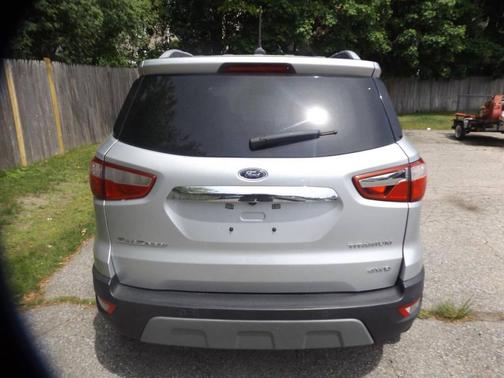 Moondust Silver Metallic 2020 Ford EcoSport Titanium