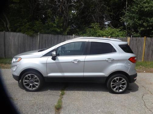 Moondust Silver Metallic 2020 Ford EcoSport Titanium