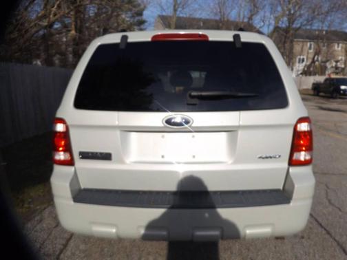 Sterling Grey Metallic 2009 Ford Escape XLT
