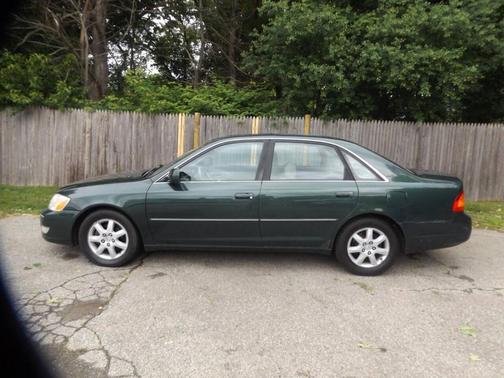 Woodland Pearl 2002 Toyota Avalon XLS