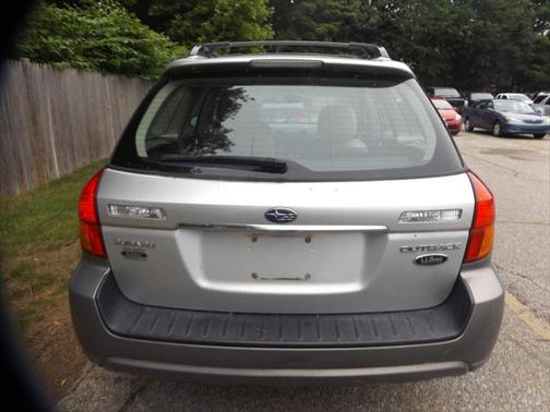 2006 Subaru Outback 3.0 R