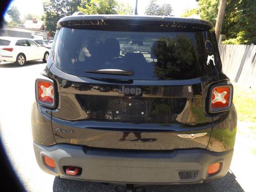 2015 Jeep Renegade Trailhawk