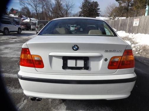 2002 BMW 330 330xi AWD 4dr Sedan