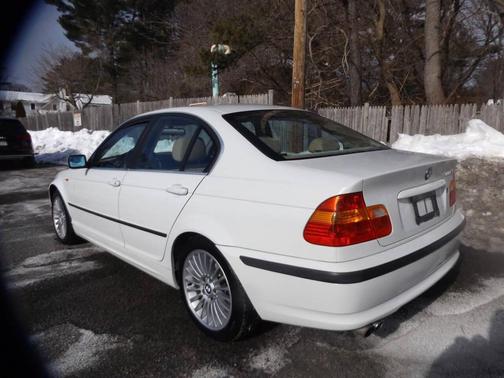 2002 BMW 330 330xi AWD 4dr Sedan