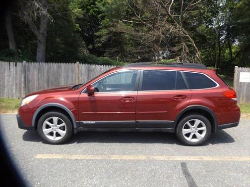 2013 Subaru Outback 2.5i Premium
