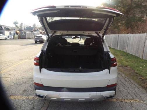 Alpine White 2020 BMW X5 xDrive40i