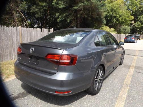 2016 Volkswagen Jetta 1.8T Sport