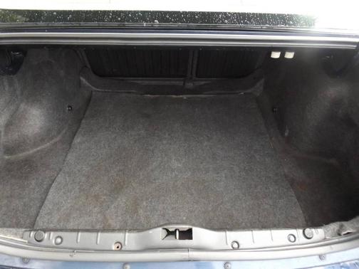 2004 Chevrolet Malibu Base